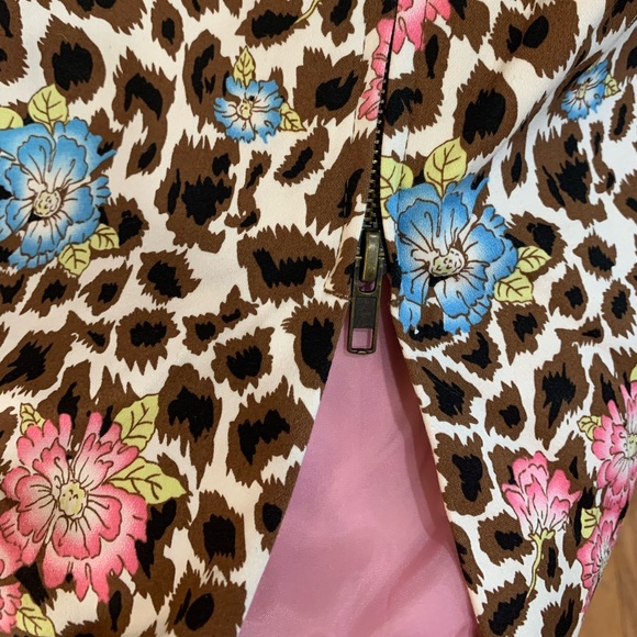 Nicole Miller leopard / flowers jacket / blazer. Size 12 - Picture 3 of 5